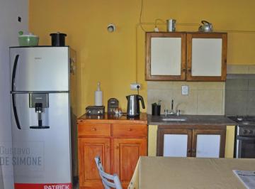 Casa · 70m² · 3 Ambientes · 3 Cocheras · Venta de Casa en Moreno