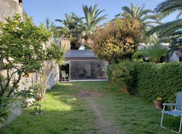 Casa · 233m² · 4 Ambientes · Duplex en Venta: Calle Aguleiro, El Palomar - Zelaschi Propiedades
