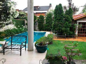 Casa · 300m² · 3 Dormitorios · Casa en Venta Sobre Platanos Norte, Ciudad Jardin