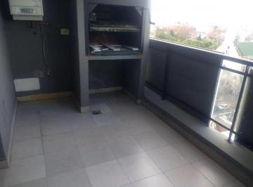 Departamento de 2 ambientes, Flores · Excelente Duplex 2 Amb. Piso Alto. Al Frente. Balcón C/ Parrilla - Apto Crédito!