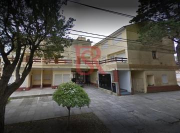 Departamento · 40m² · 3 Ambientes · Lp - Venta o Permuta Hermoso Departamento 3 Ambientes con Cochera en San Bernardo.