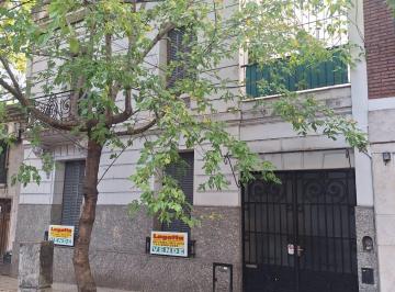 Casa de 5 ambientes, Flores · Hermosa Casa de Estilo - Inmejorable Ubicacion - Jose Bonifacio 2215