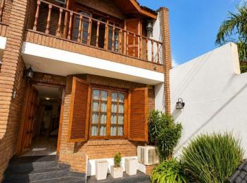 KNK-KNK-4478_2 · Oportunidad Venta Triplex con Cochera San Justo Centro