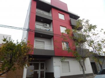Departamento de 2 ambientes, Bahía Blanca · Zapiola 1036, Alquila Departamento de un Dormitorio con Cochera.