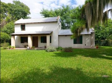 Casa · 150m² · 4 Ambientes · 1 Cochera · Casa - Oliveros