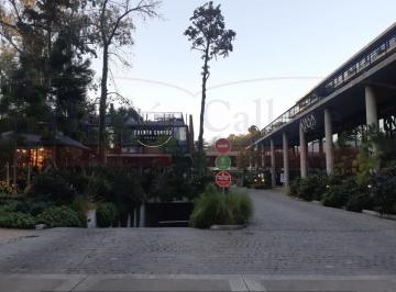 Garage · 1m² · 1 Cochera · Cocheras en Compleo de Lujo en Venta en Parque Leloir
