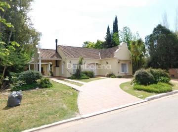 Casa · 185m² · 4 Ambientes · Casa en Venta en El Resuello, Moreno, G. B. a. Zona Oeste