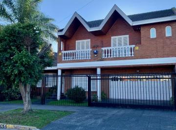 Casa de 6 ambientes, Lomas de Zamora · Gran Chalet de 6 Ambientes
