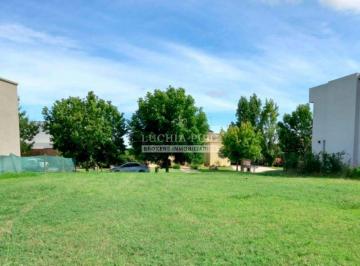 LHP-LHP-2562_2 · Lote Lindero Interno en Venta - 800 m² - El Cantón Golf