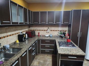 PH · 67m² · 3 Ambientes · Venta PH 3 Ambientes en Gerli Acepta Permuta