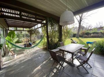 Casa de 7 ambientes, Pilar · Casa en Venta B°la Peregrina, La Lonja, Pilar 1.800 m² Parque Arbolado!