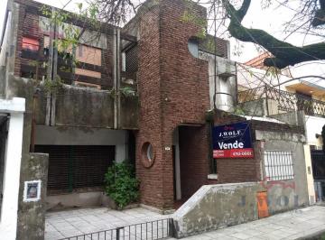 Casa · 220m² · 5 Ambientes · 2 Cocheras · Casa - San Andres