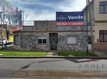 Casa · 3 Ambientes · 1 Cochera · Casa - V. Zagala