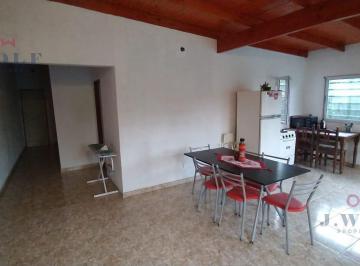Casa · 90m² · 3 Ambientes · Casa - Manzanares
