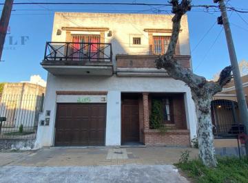 Casa · 183m² · 4 Ambientes · 1 Cochera · Casa - S. Martin (Ctro)
