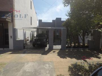 Casa · 140m² · 4 Ambientes · 1 Cochera · Casa - Villa Ballester