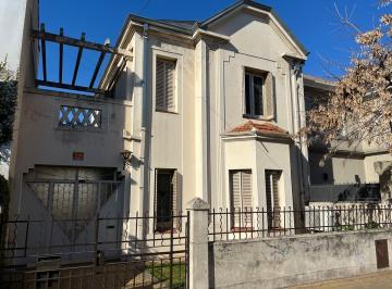 FACHADA · Casa en Lomas Oeste