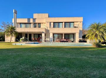 Casa · 314m² · 5 Ambientes · 6 Cocheras · Venta Casa con Vista Al Agua y Pulmón Verde en Terravista.