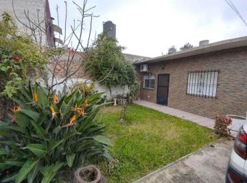 Casa · 80m² · 4 Ambientes · Casa en Venta en San Francisco Solano, Quilmes, G. B. a. Zona Sur