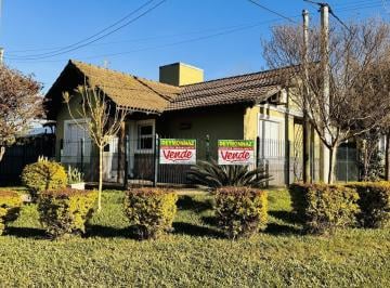 Casa · 129m² · 4 Ambientes · 2 Cocheras · Casa en Colón Entre Ríos Venta Crédito Hipotecario
