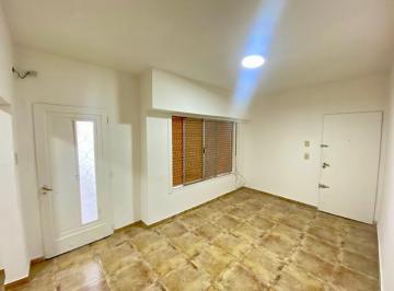 Departamento · 48m² · 3 Ambientes · 1 Cochera · Quintana Al 100