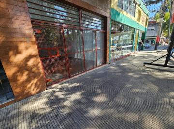 Local comercial · 45m² · 1 Ambiente · Local con Baño Privado Entre Ríos 3414 en Venta!