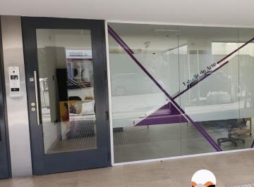 Oficina comercial · 46m² · 1 Ambiente · Venta Oficina con Patio Interno a 12 Cuadras de La Av Argentina - Centro Neuquen Capital