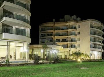 Departamento · 39m² · 2 Ambientes · 1 Cochera · Punta del Este Departamentos Azure Towers 1 Dorm/ 3 Pers 9