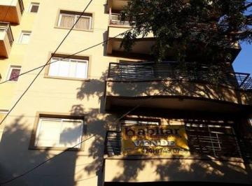 Departamento de 2 ambientes, Lanús · Excelente Ubicacion! Dos Ambientes con Cochera