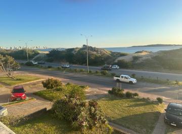 Casa · 300m² · 4 Ambientes · 2 Cocheras · Casa en Alquiler Punta del Este