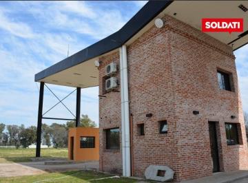 Bodega-Galpón · 1397m² · Venta de Naves Industriales en Parque Industrial Moreno