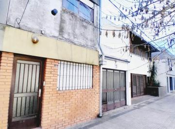 PH de 3 ambientes, La Plata · 23 y 61, PH Al Frente con Patio y Cochera