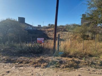 Terreno , Estancia Vieja · Lote a 40 m. del Bamba en Estancia Vieja!