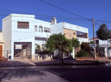 Casa de 8 ambientes, Córdoba · Venta Casa + Departamento en B° Maipu 1ra Secc. Córdoba *no Apta Credito*