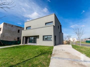 Casa de 4 ambientes, Pilar · Venta Casa a Estrenar en San Pablo Pilar con Pileta