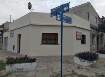 Casa · 73m² · 3 Ambientes · 1 Cochera · Casa - Tablada