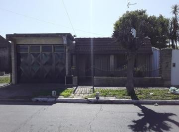 Casa · 86m² · 3 Ambientes · 3 Cocheras · Casa en Ciudad Evita