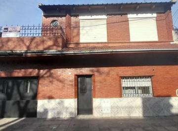 Casa · 85m² · 6 Ambientes · Casa en Tablada