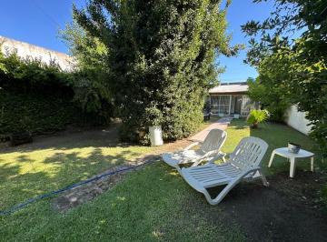 Casa · 90m² · 4 Ambientes · Casa - Merlo