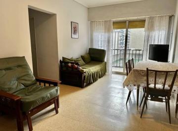 Departamento · 35m² · 2 Ambientes · Dos Ambientes Al Contrafrente Luminoso Ubicado en Pleno Centro
