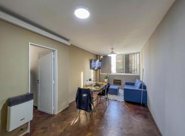 Departamento · 90m² · 5 Ambientes · 1 Cochera · Departamento de 3 Dorm. con Cochera a m de Bv. Oroño
