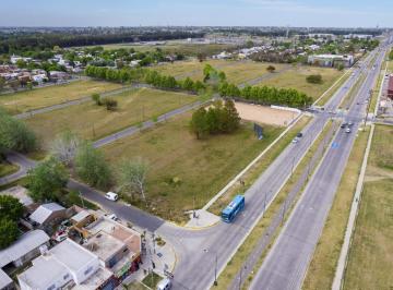 Terreno · 900m² · Terrenos de 900 m² con Frente Sobre Newbery, Fisherton