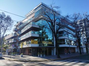 JAK-JAK-3940_2 · Exclusivo Semipiso 6 Ambientes Frente a Plaza Arenales