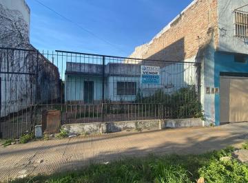 Casa · 80m² · 3 Ambientes · Casa en Venta a Reciclar en Jose C Paz
