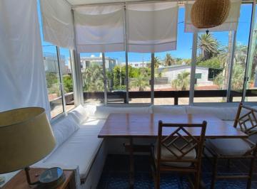 Departamento · 60m² · 4 Ambientes · 1 Cochera · Departamento en Punta de Este Zona Faro