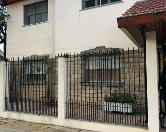 PH · 160m² · 5 Ambientes · 1 Cochera · PH en Temperley Oeste