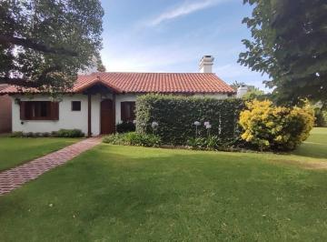 Casa · 120m² · 4 Ambientes · Los Lagartos C. C - Casa en Venta S/ 1250 m² de Terreno - Lni 804