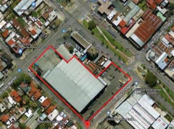 Bodega-Galpón · 4898m² · 64 Cocheras · Galpón con Frente a 4 Calles