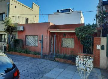 Casa · 90m² · 4 Ambientes · Casa 4 Ambientes Venta Ramos Mejia