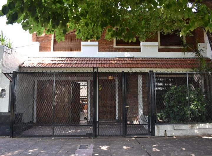 Casa · 150m² · 4 Ambientes · 2 Cocheras
